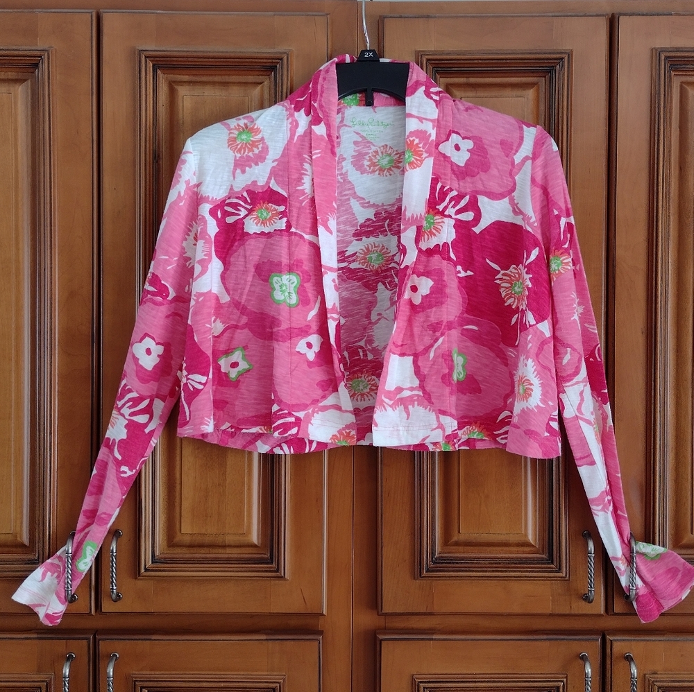 Lilly Pulitzer cropped floral open front top size small